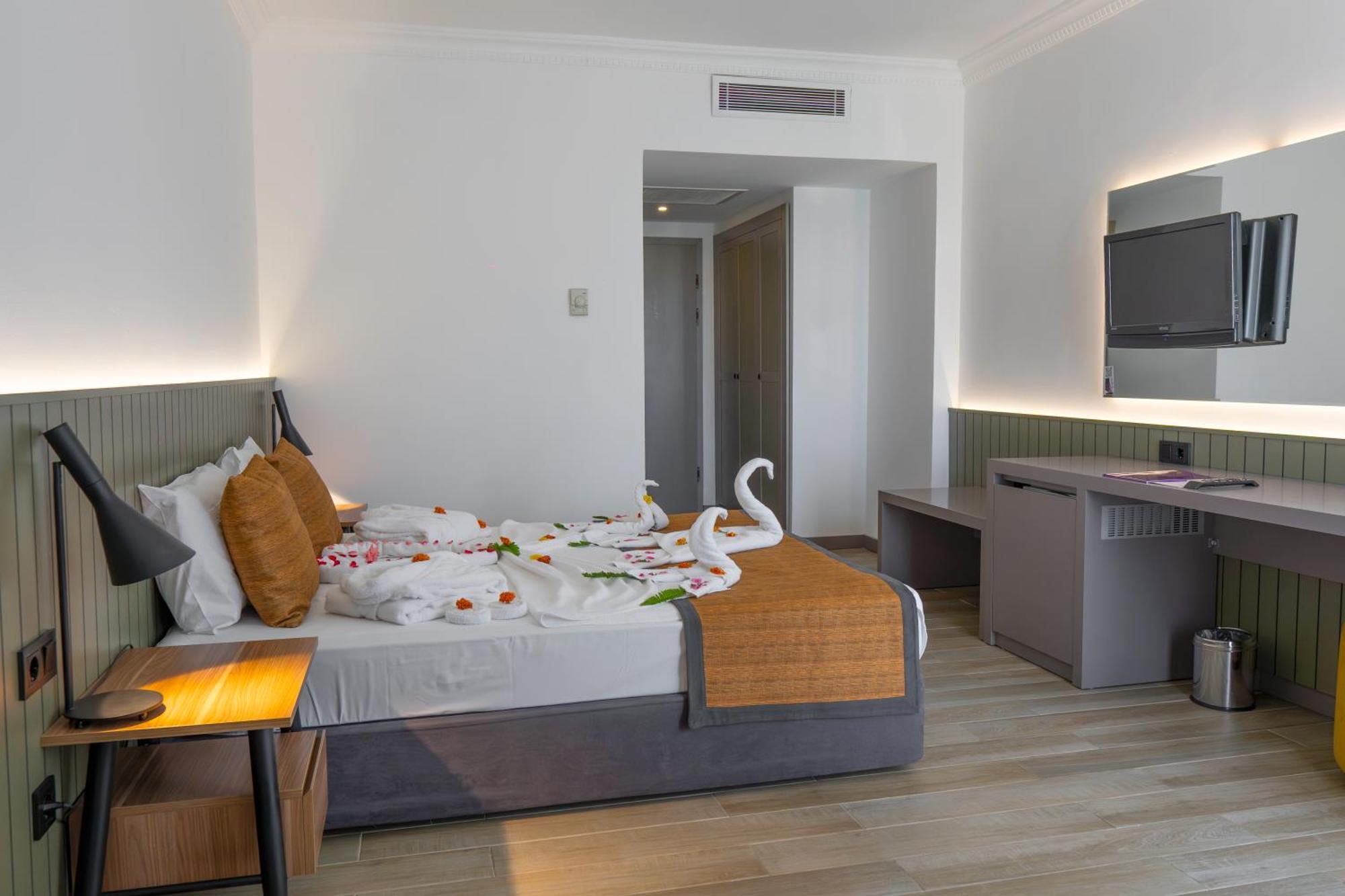 Queen'S Park Goynuk Hotel Kemer Kültér fotó
