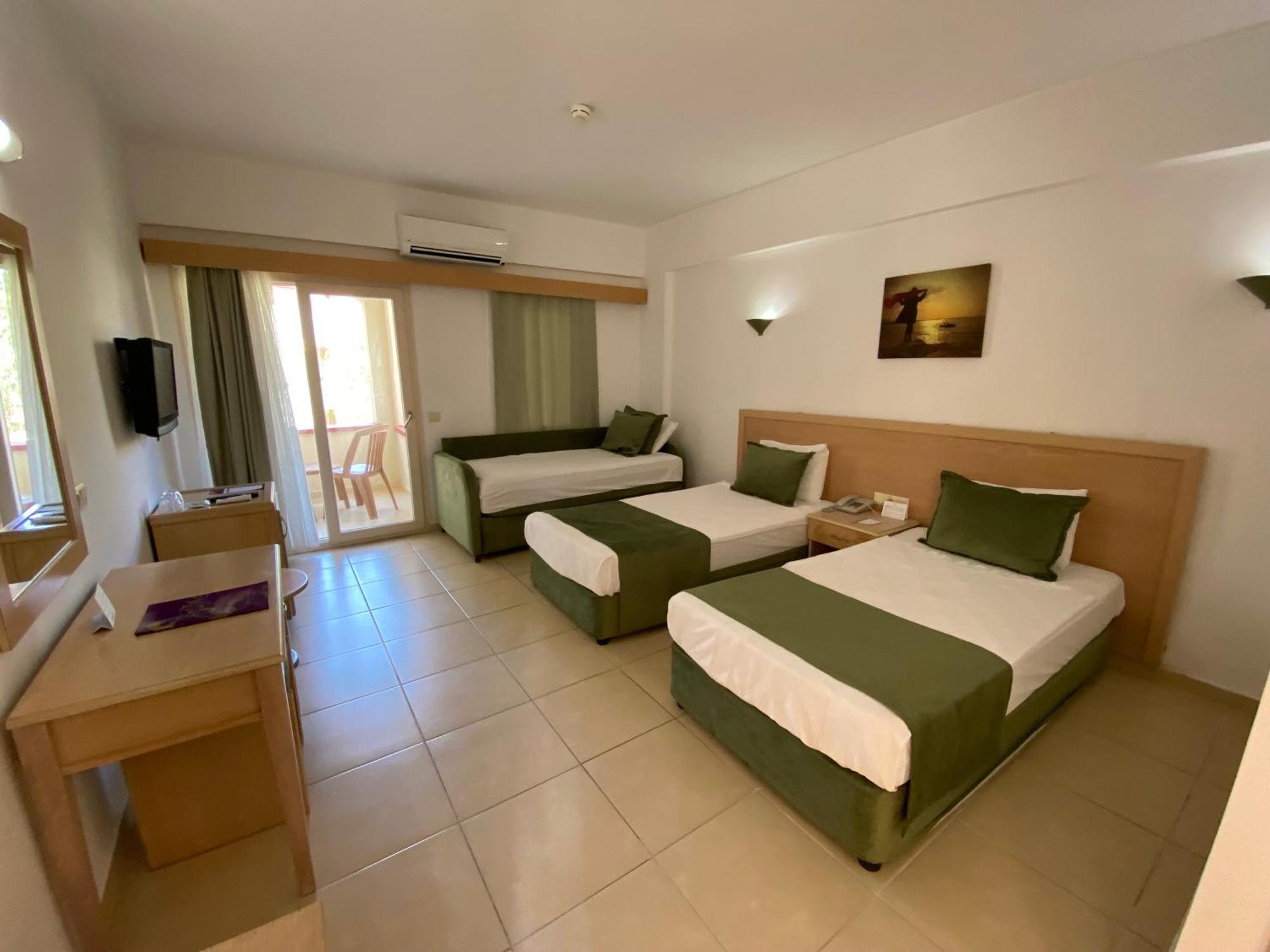 Queen'S Park Goynuk Hotel Kemer Szoba fotó